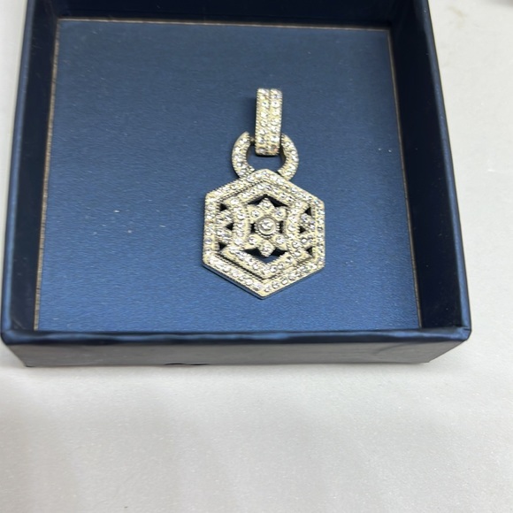 Ladies glamorous cz ss/rhodium pendant, new from QVC diamonique line, 1 &1/4” L - Picture 4 of 8